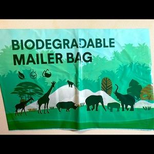 π» SELLERS! π» 18 Biodegradable Mailers!!